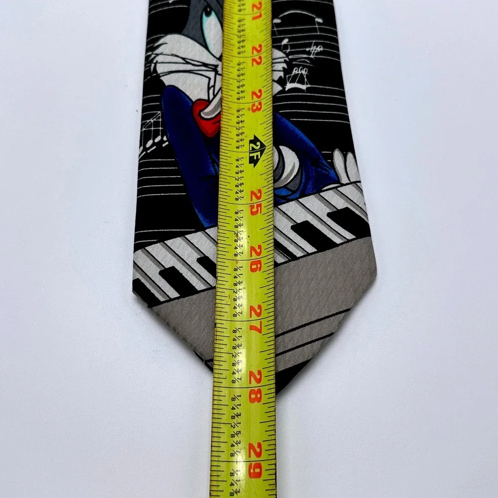 Vintage 1995 Looney Tunes Bugs Bunny Piano Music Note Black Novelty Tie Mens